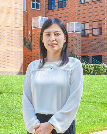 George Mason University Costello College of Business Faculty Lin Sun Headshot
