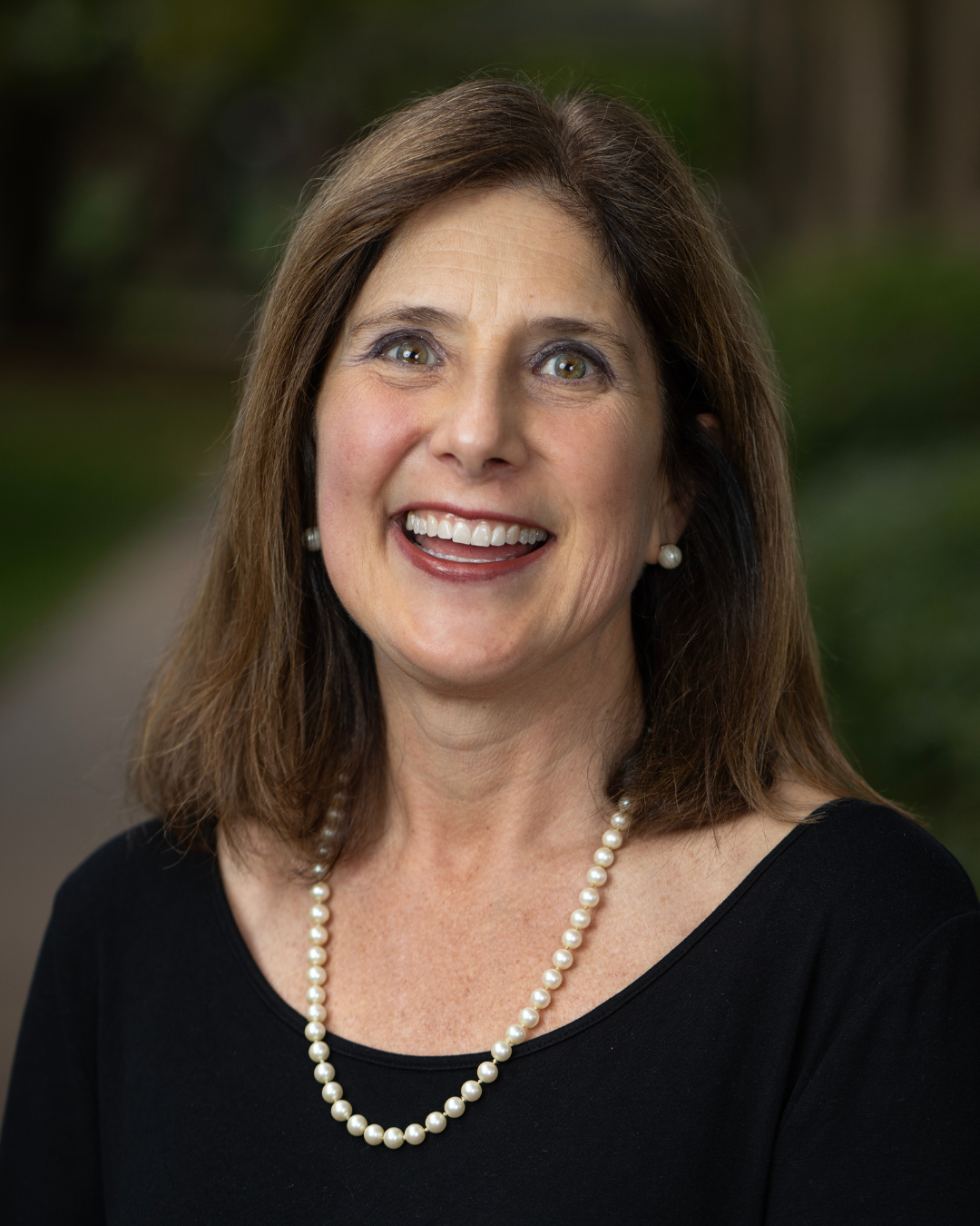 eorge Mason University Costello College of Business Faculty Lisa Gring-Pemble Headshot