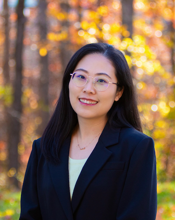 George Mason University Costello College of Business PhD Candidate Fanshu Li Headshot